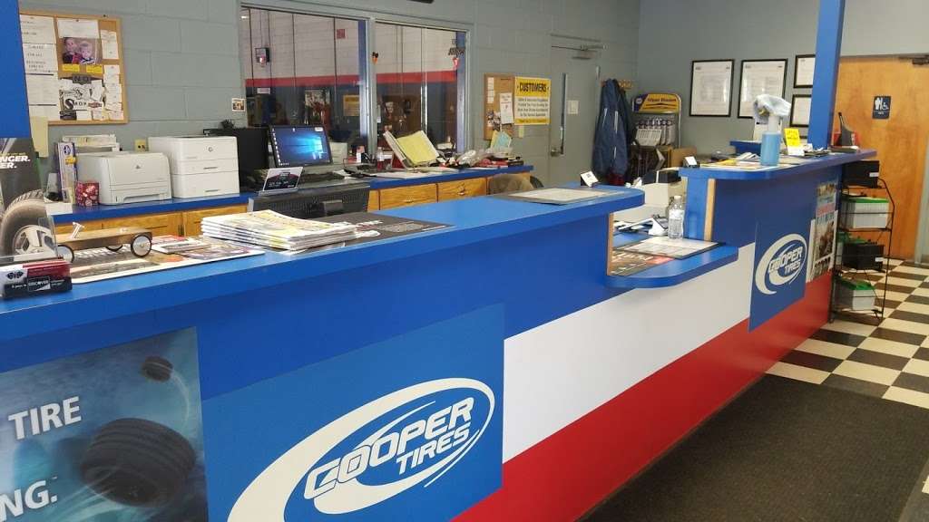 Sigs Tire Center Inc | 5851 St Peters Church Rd, Conover, NC 28613, USA | Phone: (828) 256-8818
