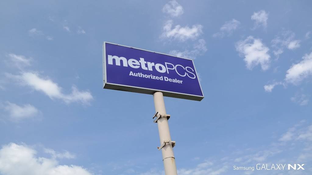 Metro by T-Mobile | 1593 Walden Ave, Cheektowaga, NY 14225, USA | Phone: (716) 262-0790