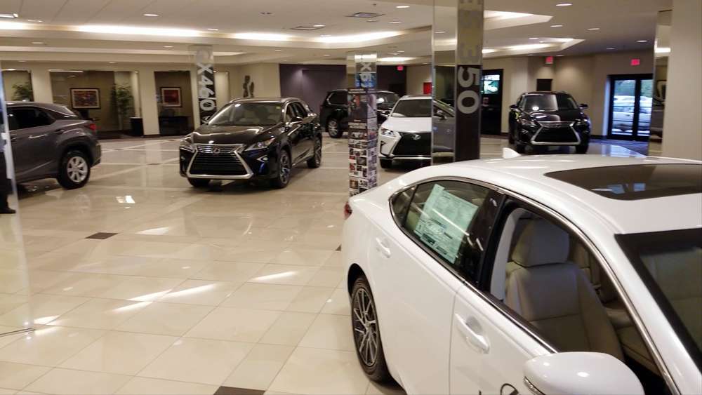 Lexus of Brookfield | 20001 W Bluemound Rd, Brookfield, WI 53045 | Phone: (262) 797-2000