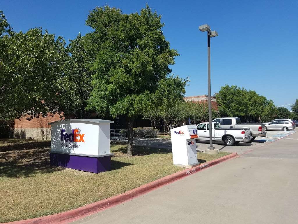 FedEx Ship Center | 4901 Airport Pkwy, Addison, TX 75001, USA | Phone: (800) 463-3339