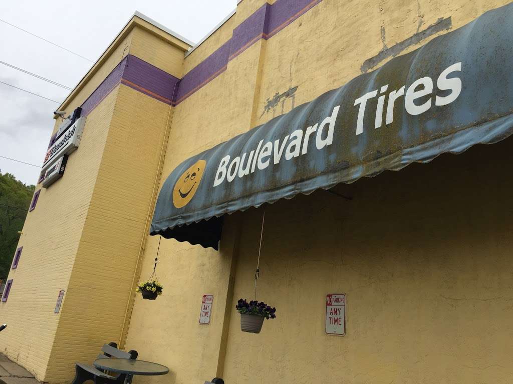 Boulevard Tires & Service | 722 Southwest Blvd, Kansas City, KS 66103, USA | Phone: (913) 262-0111