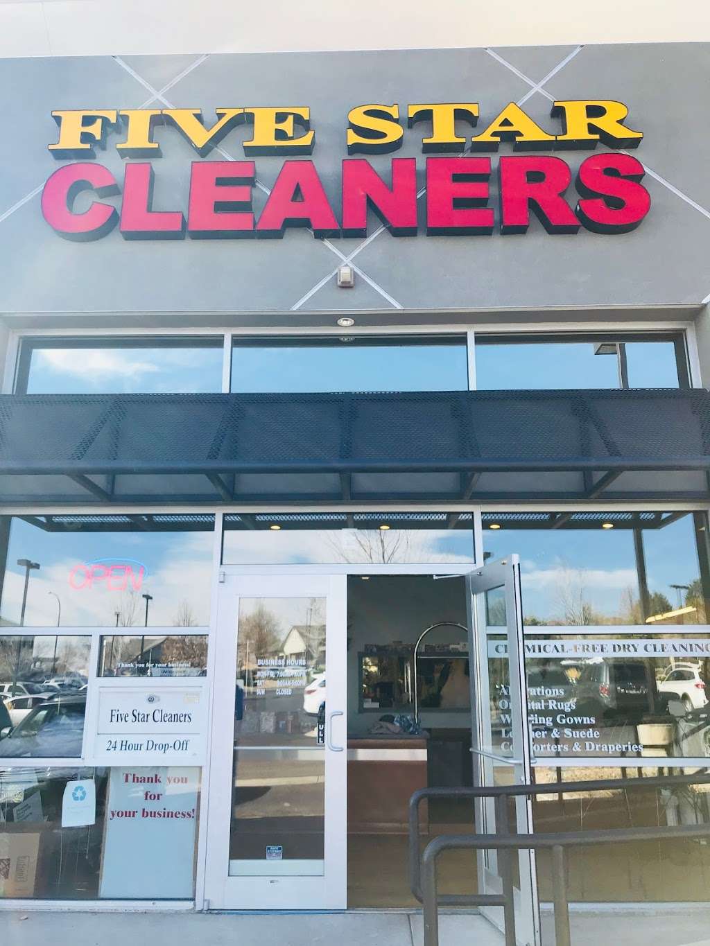 Five Star Cleaners | 2589 S Lewis Way #6E, Lakewood, CO 80227 | Phone: (303) 986-1089