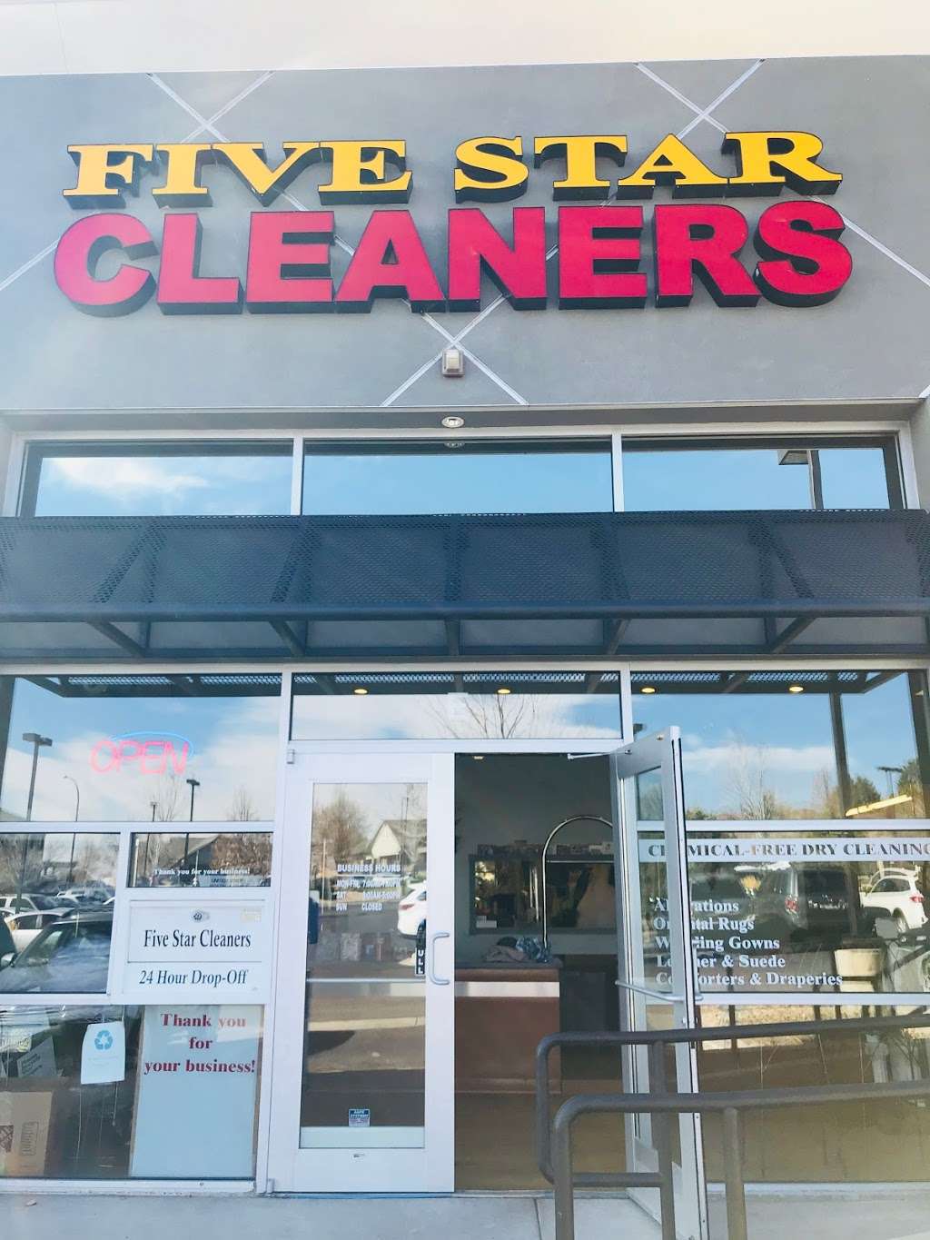 Five Star Cleaners | 2589 S Lewis Way #6E, Lakewood, CO 80227, USA | Phone: (303) 986-1089