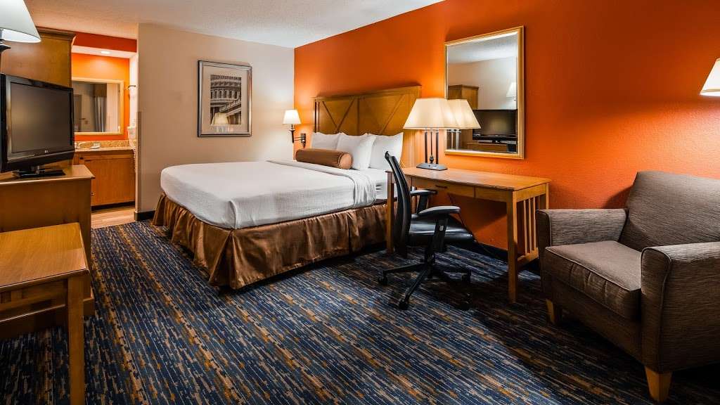 Best Western Dulles Airport Inn | 45440 Holiday Dr, Sterling, VA 20166, USA | Phone: (703) 471-8300
