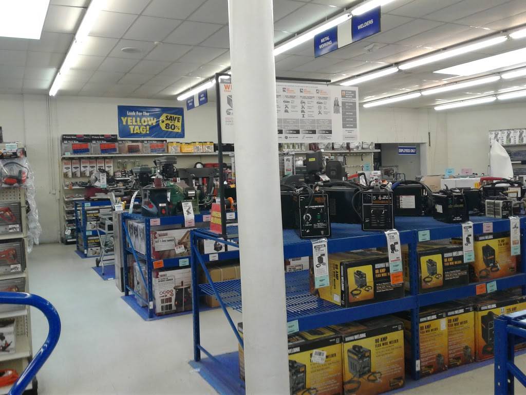 Harbor Freight Tools | 34900 Groesbeck Hwy, Clinton Twp, MI 48035, USA | Phone: (586) 790-5340