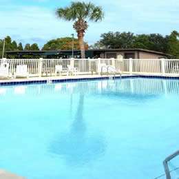 Anglers Green Retirement Community | 10 Lakeview Dr, Mulberry, FL 33860, USA | Phone: (866) 370-1581