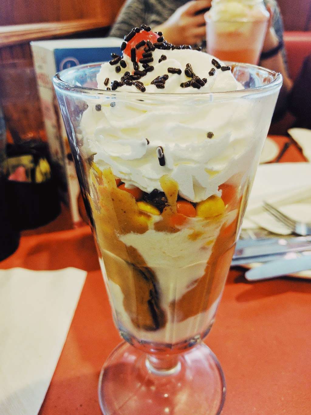 Friendlys | 1003 Tilton Rd, Northfield, NJ 08225, USA | Phone: (609) 641-4380