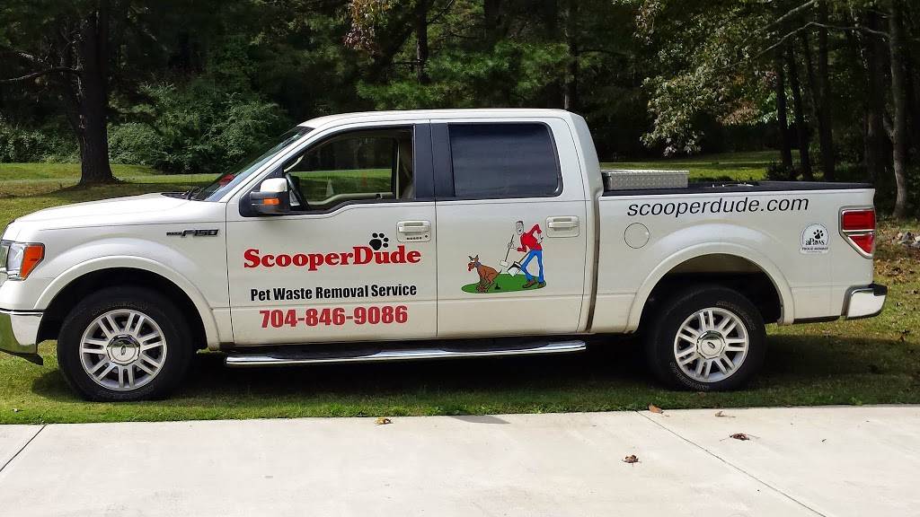 Scooperdude Pet Waste Removal Service | 1048 Pineborough Rd, Charlotte, NC 28212, USA | Phone: (704) 846-9086