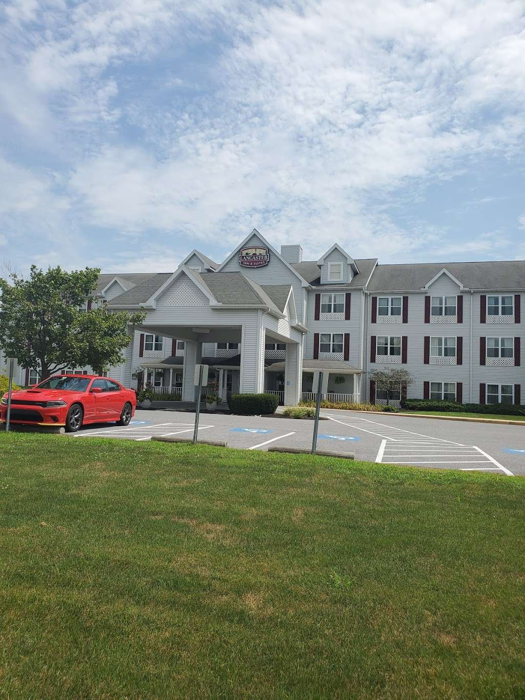 Lancaster Inn and Suites | 1475 Lancaster Rd, Manheim, PA 17545, USA | Phone: (717) 665-5440