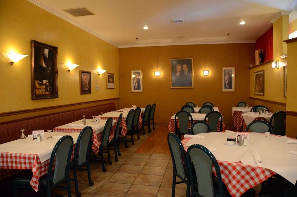 The Original Papa Joes Restaurant | 5900 W 111th St, Chicago Ridge, IL 60415, USA | Phone: (708) 636-5030