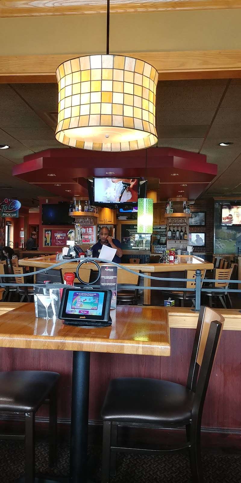 Applebees Grill + Bar | 2321 Lincoln Hwy E, Lancaster, PA 17601, USA | Phone: (717) 290-8330