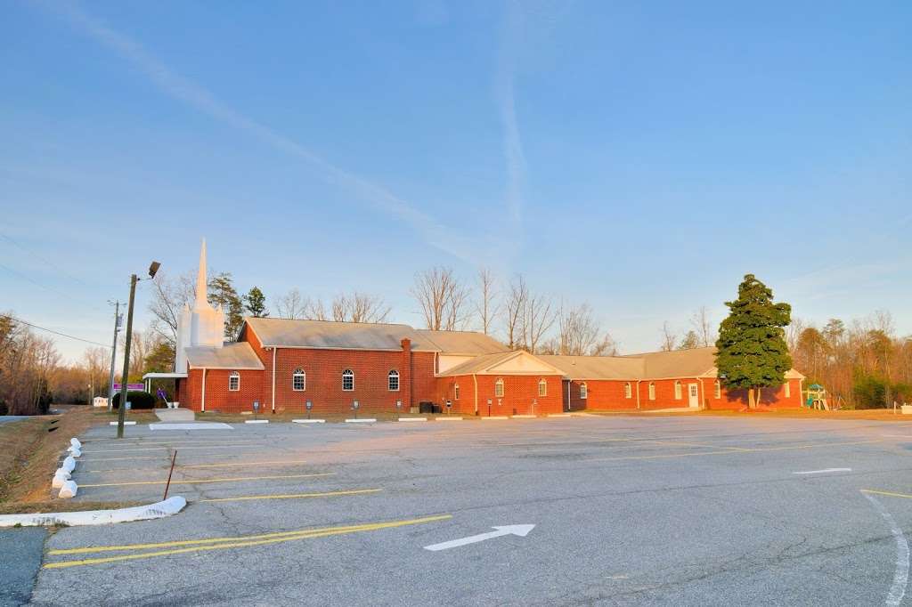 Macedonia Baptist Church | 7187 Macedonia Rd, Woodford, VA 22580, USA