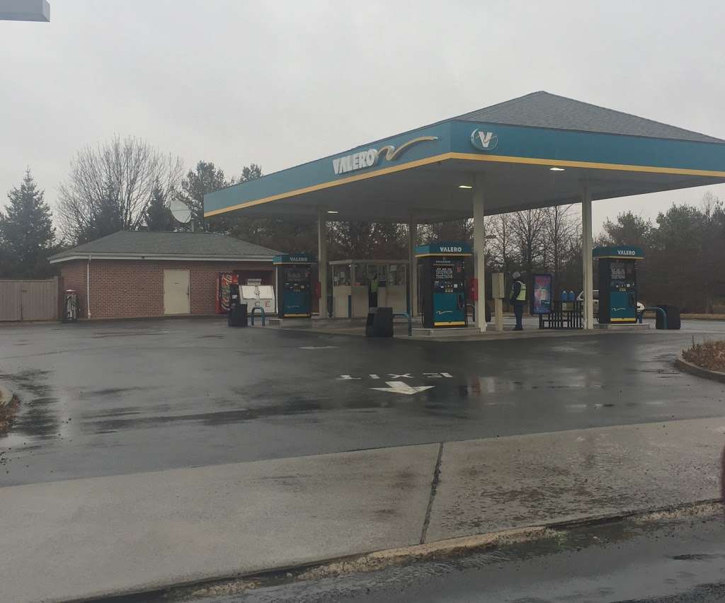 Valero | 401 Princeton Hightstown Rd, West Windsor Township, NJ 08550, USA | Phone: (609) 275-4422