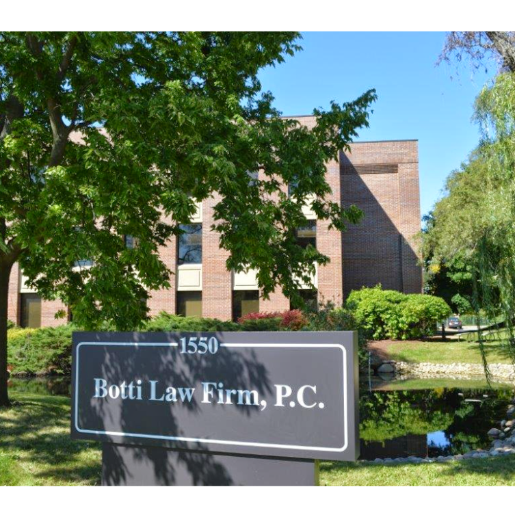 Botti Law Firm, P. C. | 1550 Spring Rd 3rd floor, Oak Brook, IL 60523, USA | Phone: (630) 573-8585