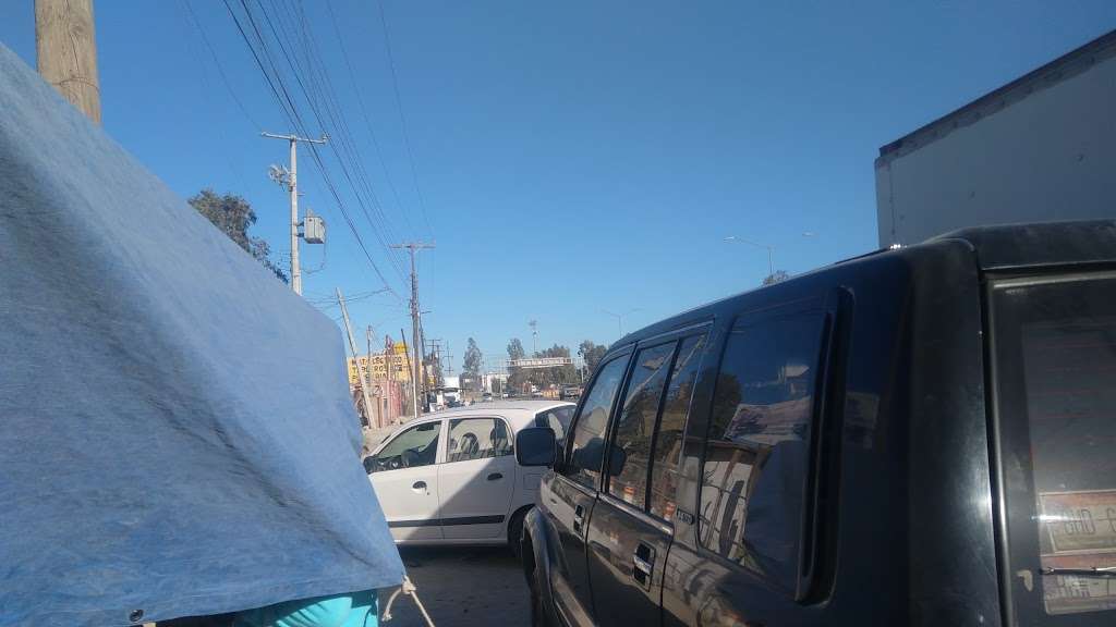 Burritos La Güera | Vía de la Juventud Ote LB, Garita de Otay, Tijuana, B.C., Mexico