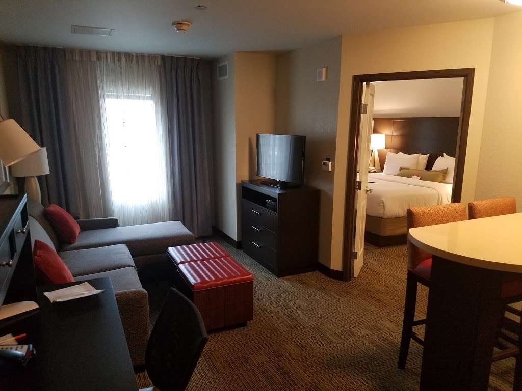 Staybridge Suites Fort Belvoir | 9215 Woodbury Rd, Fort Belvoir, VA 22060 | Phone: (703) 704-8600