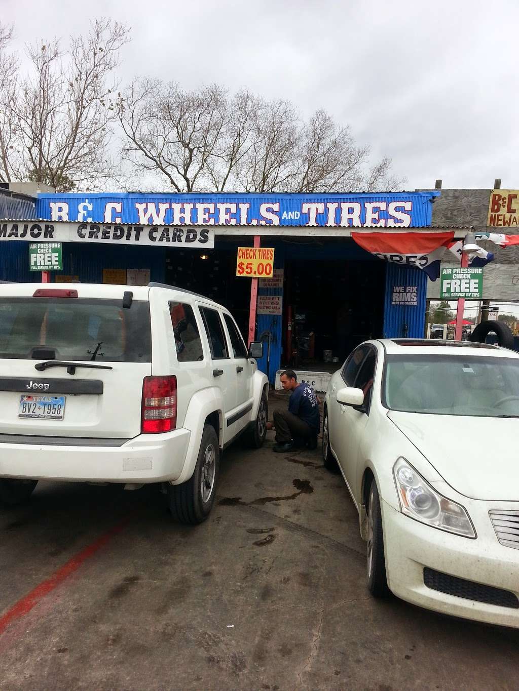 B & C Tire Shop | 14590 Wallisville Rd, Houston, TX 77049, USA | Phone: (713) 330-0951