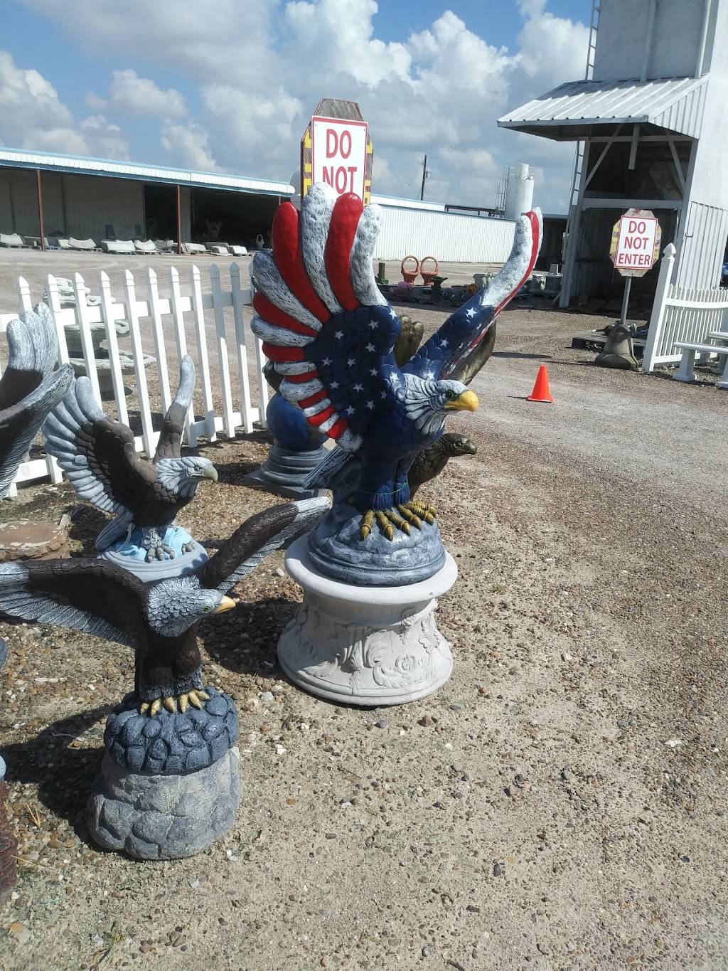 Double D Statuary Inc | 6321 US-77, Odem, TX 78370, USA | Phone: (361) 364-2115