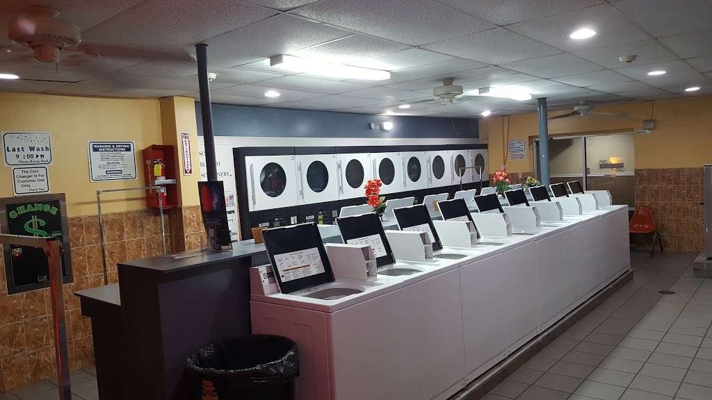 Maytag Laundromat | 1651-1699 Centre Ave, Reading, PA 19601, USA