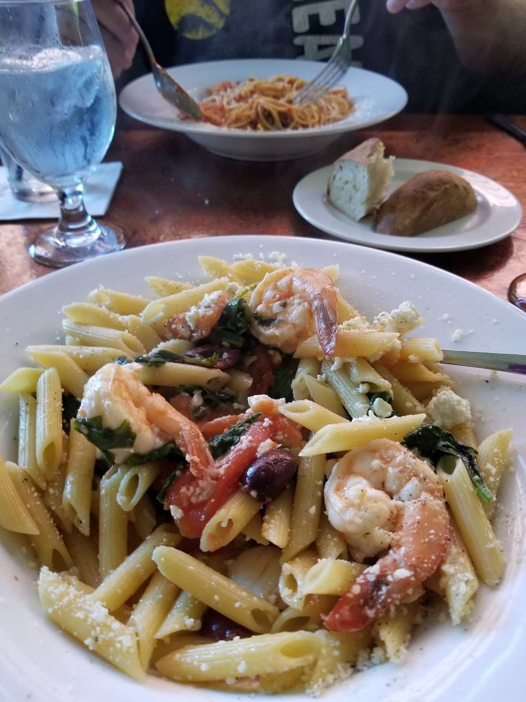 Giorgios | 524 Nashua St, Milford, NH 03055, USA | Phone: (603) 673-3939