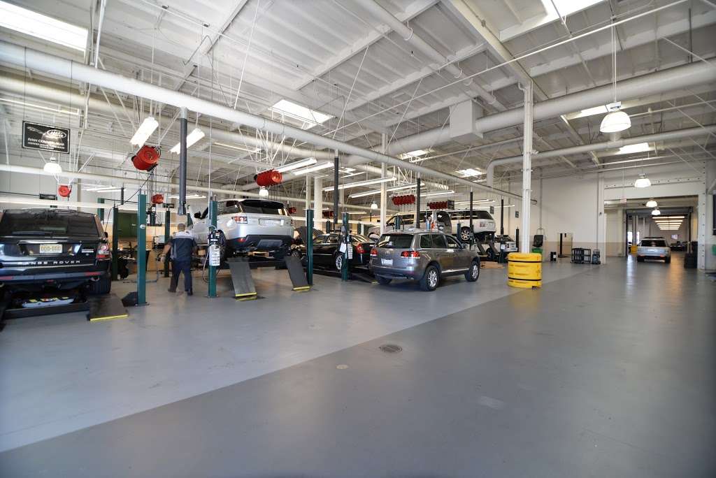 Jaguar Land Rover Newport Beach Service Department | 2101 Dove St, Newport Beach, CA 92660, USA | Phone: (949) 485-4642
