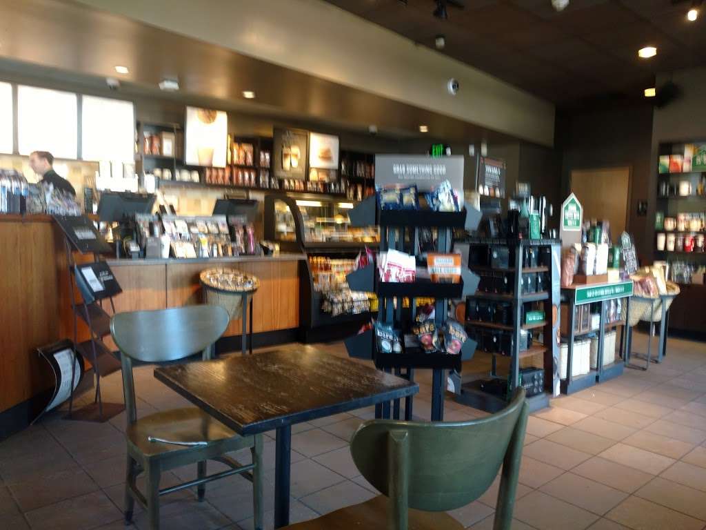 Starbucks | 1116 Main St, Haverhill, MA 01830, USA | Phone: (978) 372-3485