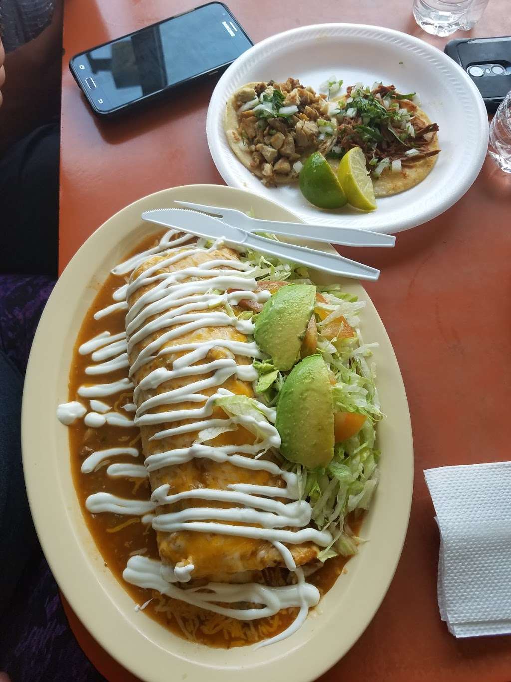 Los Gallitos | 7255 E 72nd Ave, Commerce City, CO 80022 | Phone: (720) 353-4567