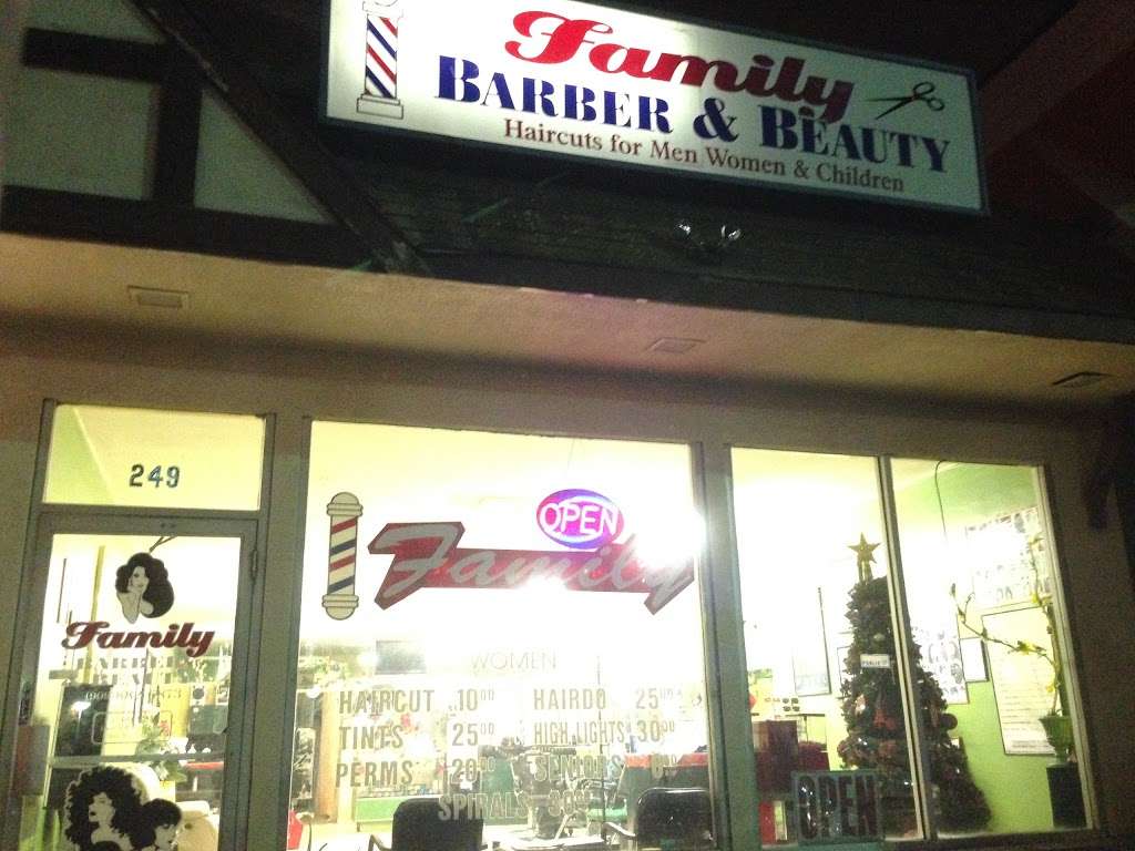 Family Barber & Beauty Salon | 249 E 40th St, San Bernardino, CA 92404, USA | Phone: (909) 881-6167