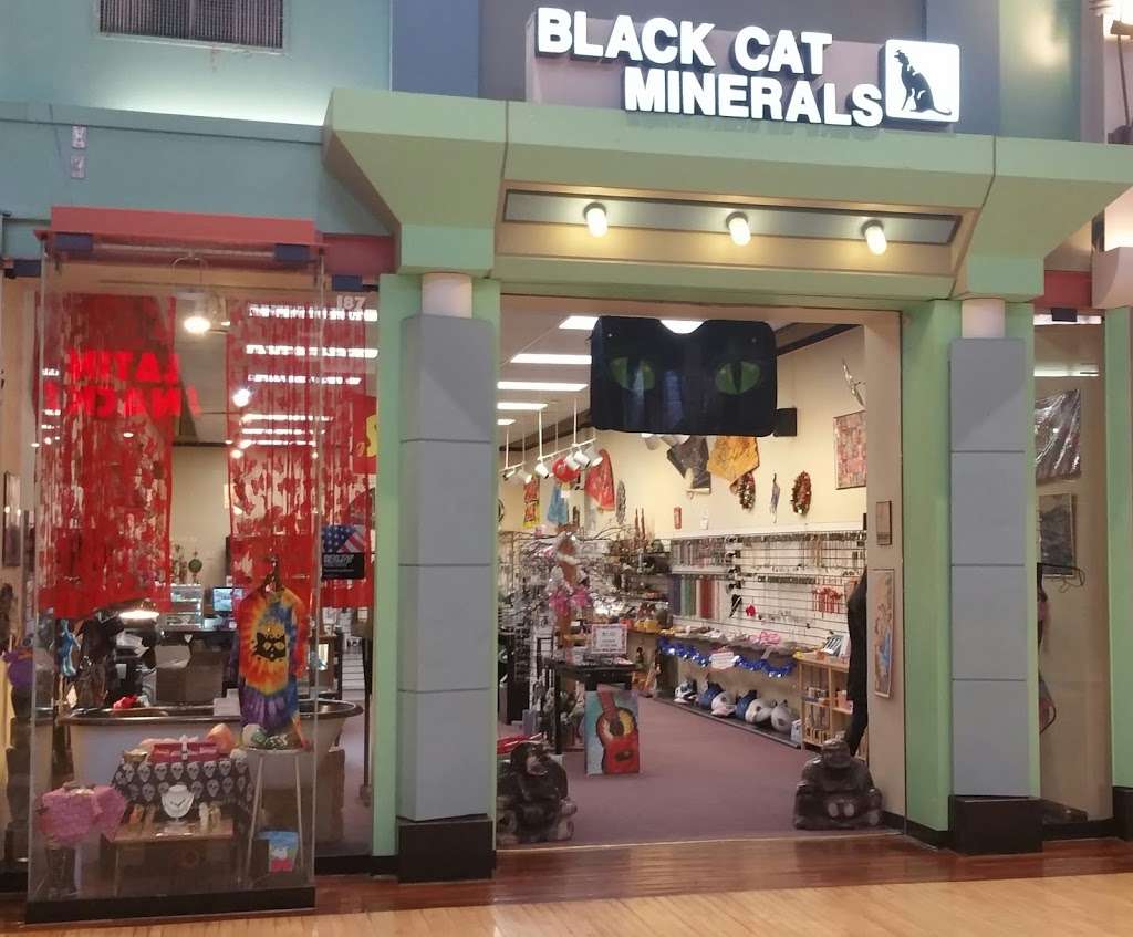 Black Cat Minerals | 6170 W Grand Ave Suite 187, Gurnee, IL 60031 | Phone: (847) 856-8106