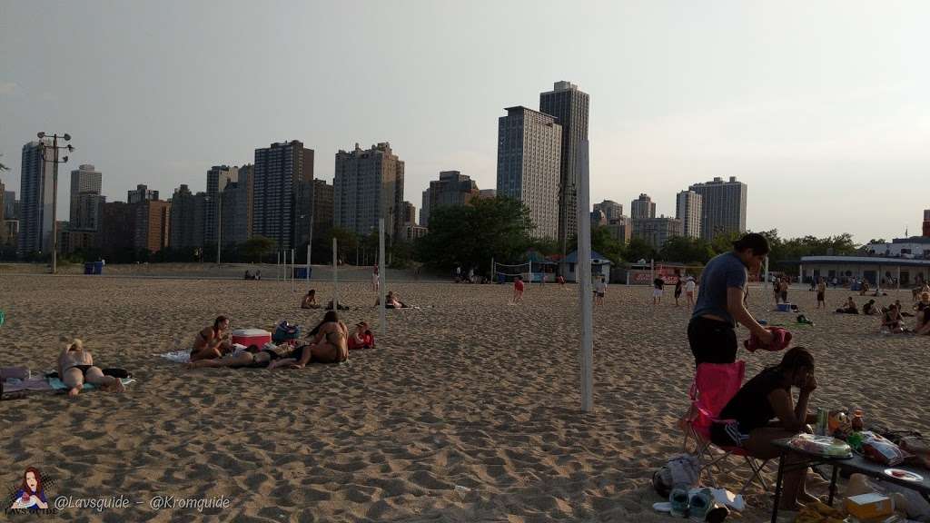 North Avenue Beach Parking | W LaSalle Dr, Chicago, IL 60614, USA