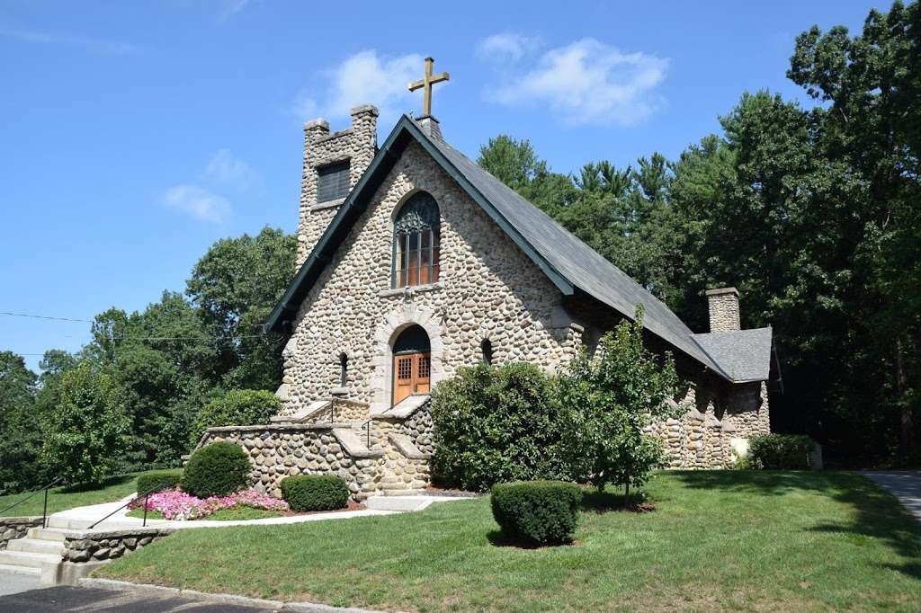 St. James Catholic Church in Our Lady of Grace Parish | 13 St James Ave, Groton, MA 01450, USA | Phone: (978) 433-5737