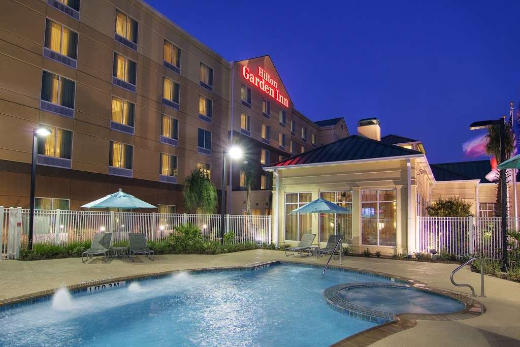 Hilton Garden Inn Houston-Pearland | 12101 Shadow Creek Pkwy, Pearland, TX 77584, USA | Phone: (713) 340-0110