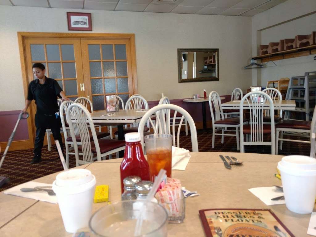 Zotos Diner | 1100 Bethlehem Pike, Line Lexington, PA 18932, USA | Phone: (215) 822-1948