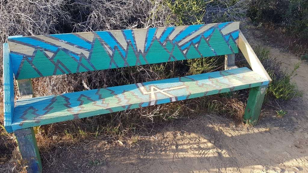 El Medio Trail Bench | El Medio Trail, Pacific Palisades, CA 90272, USA