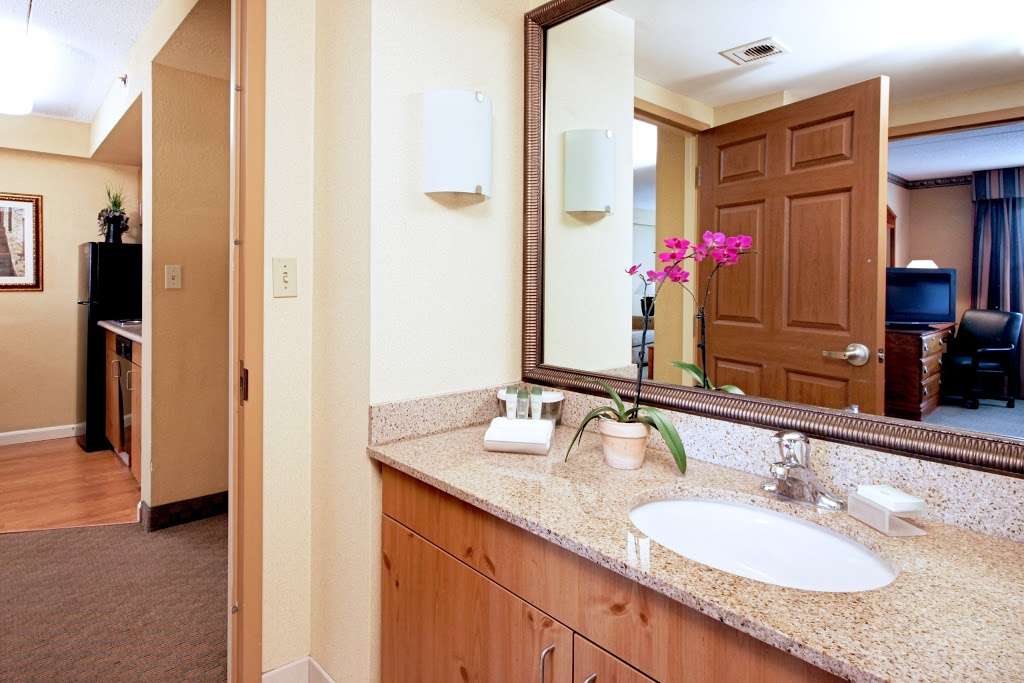Homewood Suites by Hilton Boston-Peabody | 57 Newbury St, Peabody, MA 01960, USA | Phone: (978) 536-5050