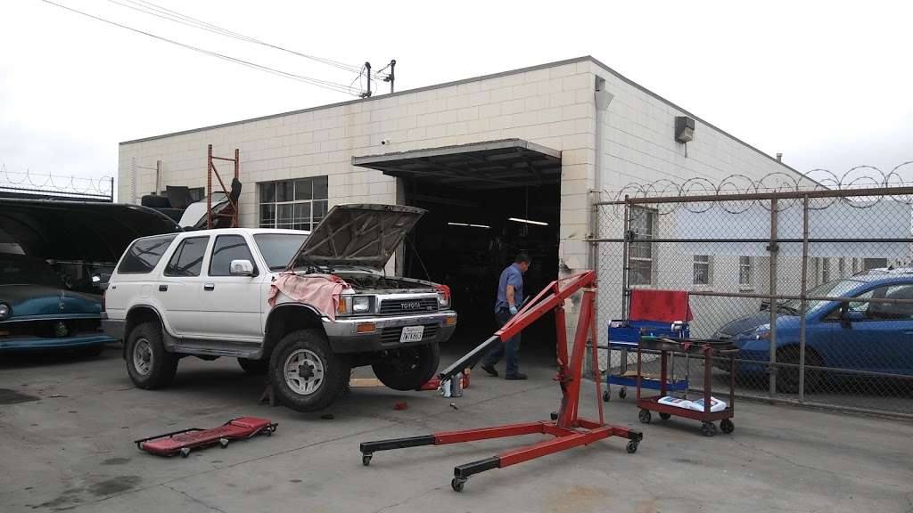 J & J Auto Repair | 12262 1/2 Woodruff Avenue, Downey, CA 90241, USA | Phone: (562) 803-6633