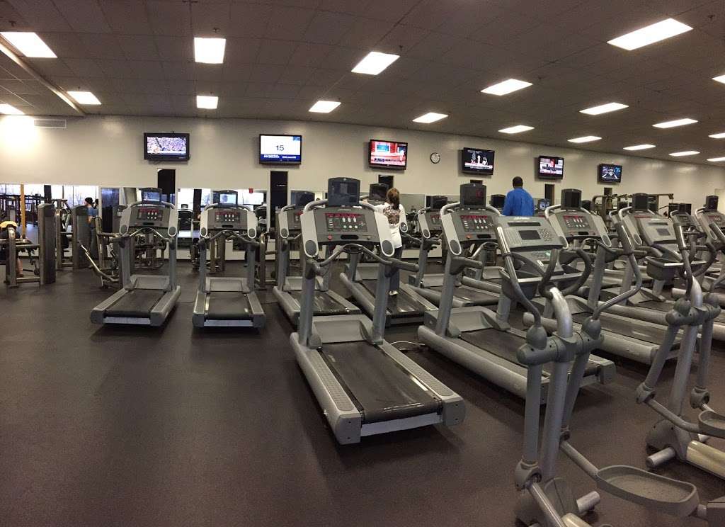 Edgewater Fitness | 5 Mayo Rd, Edgewater, MD 21037, USA | Phone: (410) 956-9392