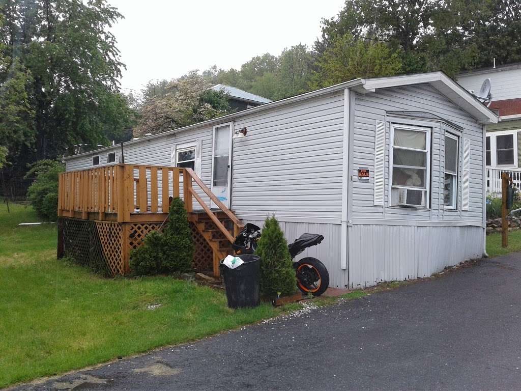 Gillys Mobile Home Park | 1414 E Susquehanna St, Allentown, PA 18103