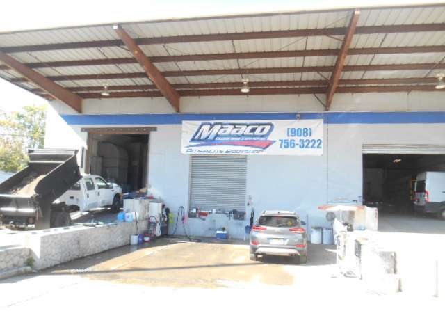 Maaco Collision Repair & Auto Painting | 1652 S 2nd St, Plainfield, NJ 07063, USA | Phone: (732) 242-3304