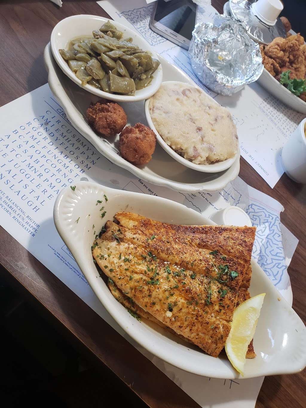 Cedar River Seafood | 4010, 8609 US-441, Leesburg, FL 34788, USA | Phone: (352) 728-3377
