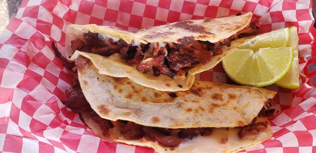 Tacos El Toro #1 | 14939 Woodforest Blvd, Channelview, TX 77530 | Phone: (832) 890-9314