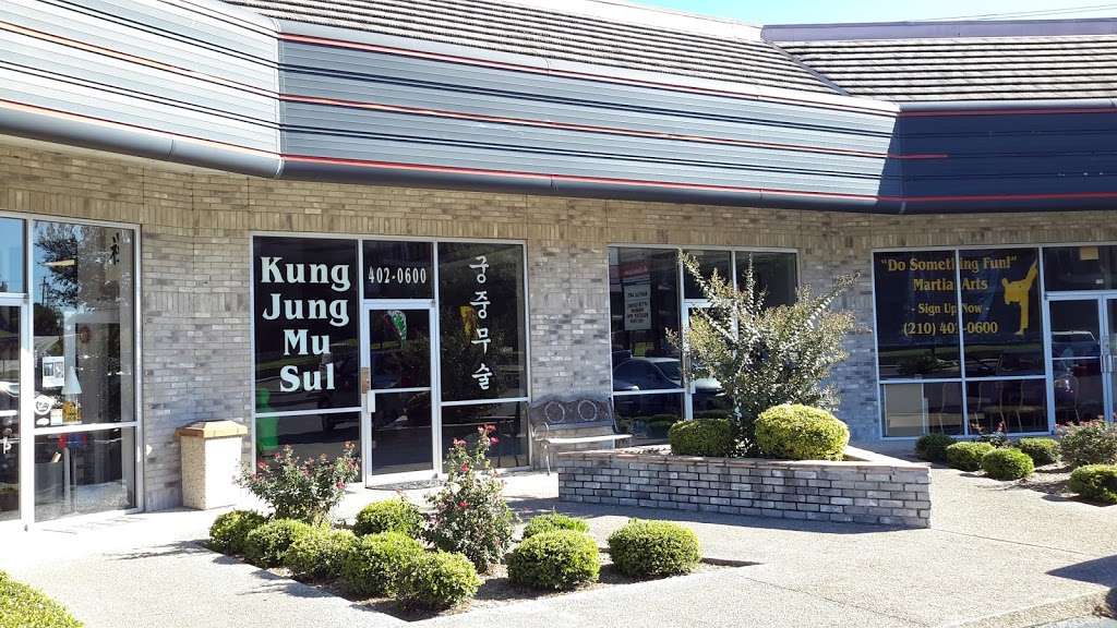 Kung Jung Mu Sul of Texas | 1583 Thousand Oaks #111, San Antonio, TX 78232 | Phone: (210) 402-0600