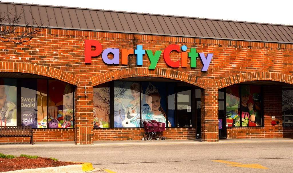 Party City | 116 Danada Square W, Wheaton, IL 60187, USA | Phone: (630) 681-0100