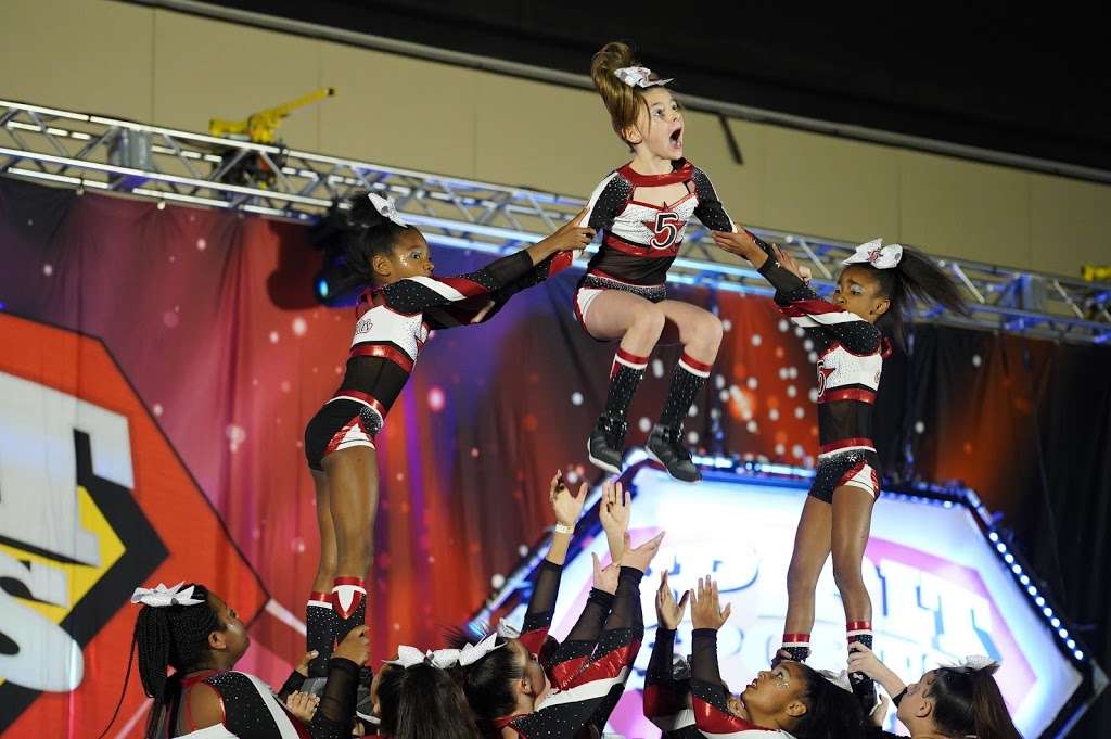 Five Star Athletics Cheer Brockton | 71 Oak Hill Way, Brockton, MA 02301, USA | Phone: (617) 980-2976