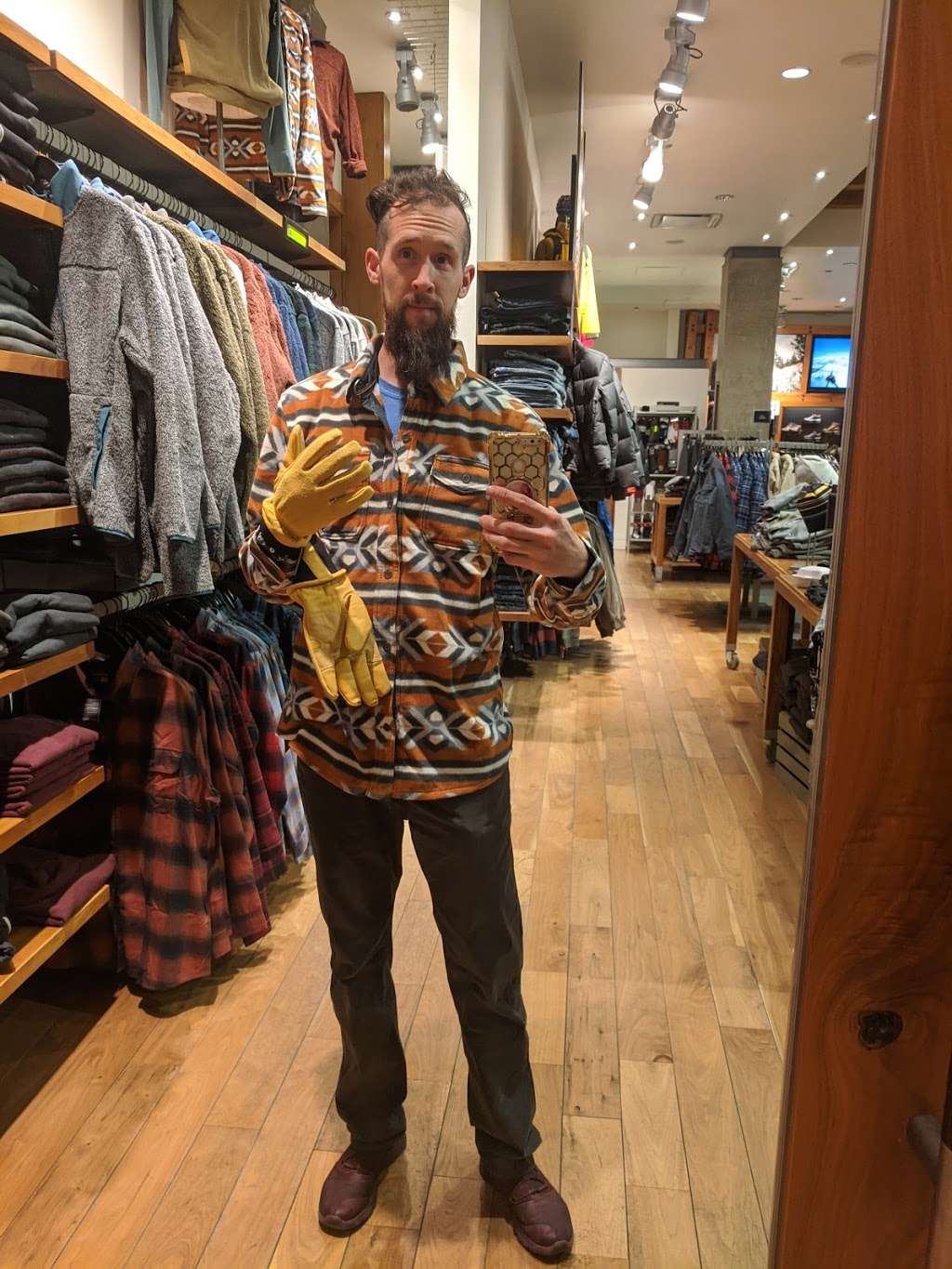 Eddie Bauer | 5957 Sky Pond Dr, Loveland, CO 80537, USA | Phone: (970) 635-2664 Eddie Bauer | 5957 Sky Pond Dr, Loveland, CO 80537, USA | Phone: (970) 635-2664