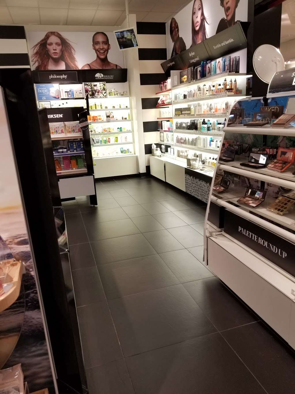 SEPHORA inside JCPenney | 4485 S Grand Canyon Dr, Las Vegas, NV 89147, USA | Phone: (702) 876-3644