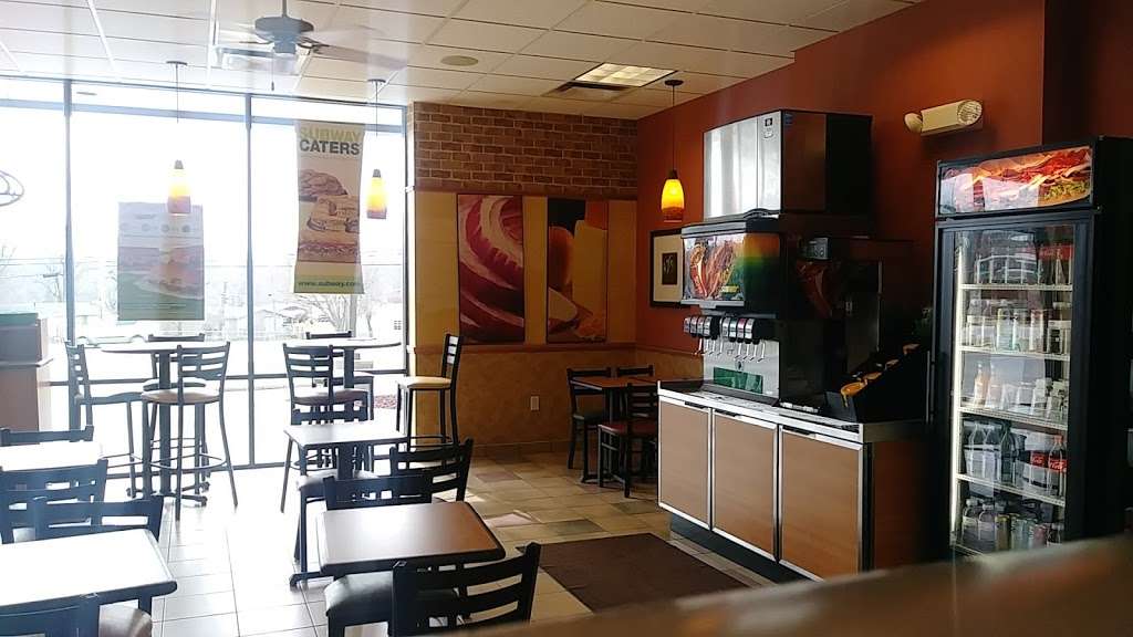 Subway Restaurants | 7715 NW Prairie View Rd, Kansas City, MO 64151, USA | Phone: (816) 505-9955