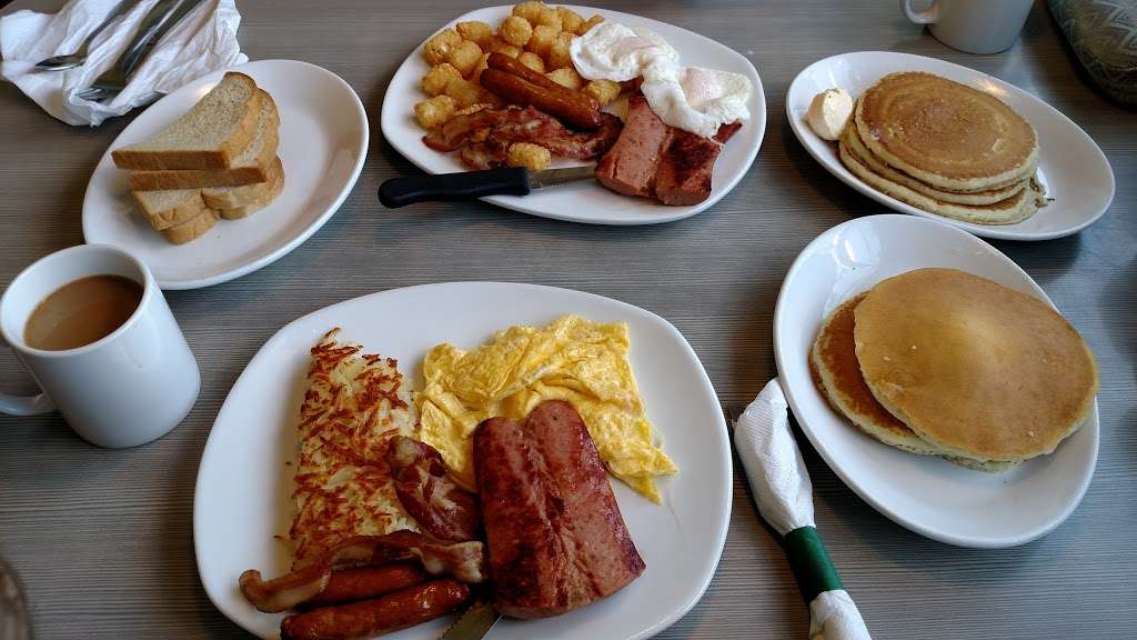 Perkins Restaurant & Bakery | 103 Westfall Town Dr, Matamoras, PA 18336, USA | Phone: (570) 491-4341