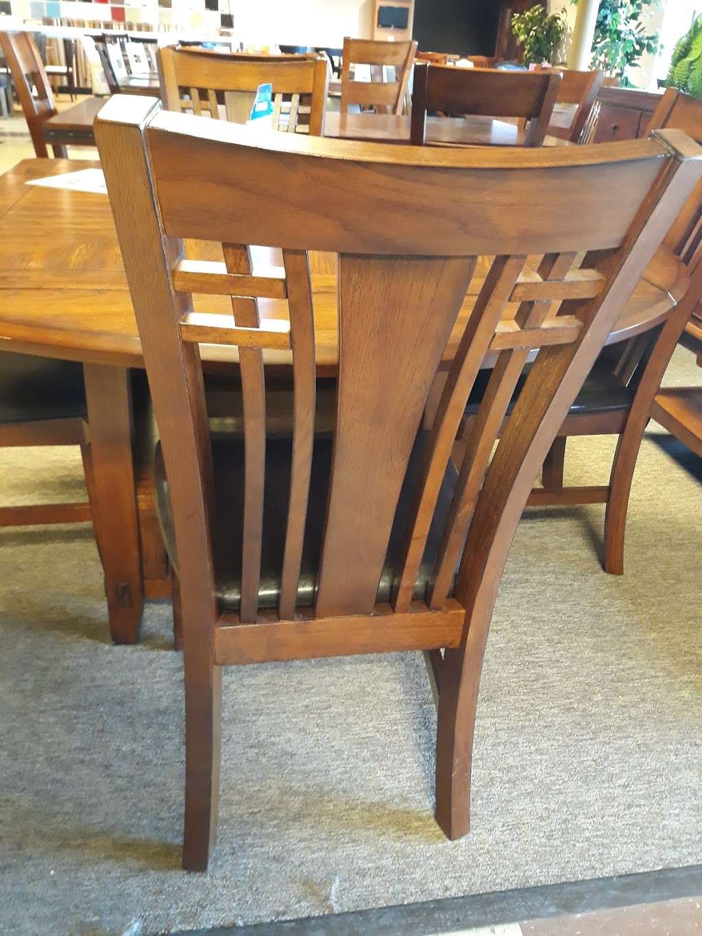 Dining Furniture Showcase | 1933 S 60th St, West Allis, WI 53219, USA | Phone: (414) 327-0115