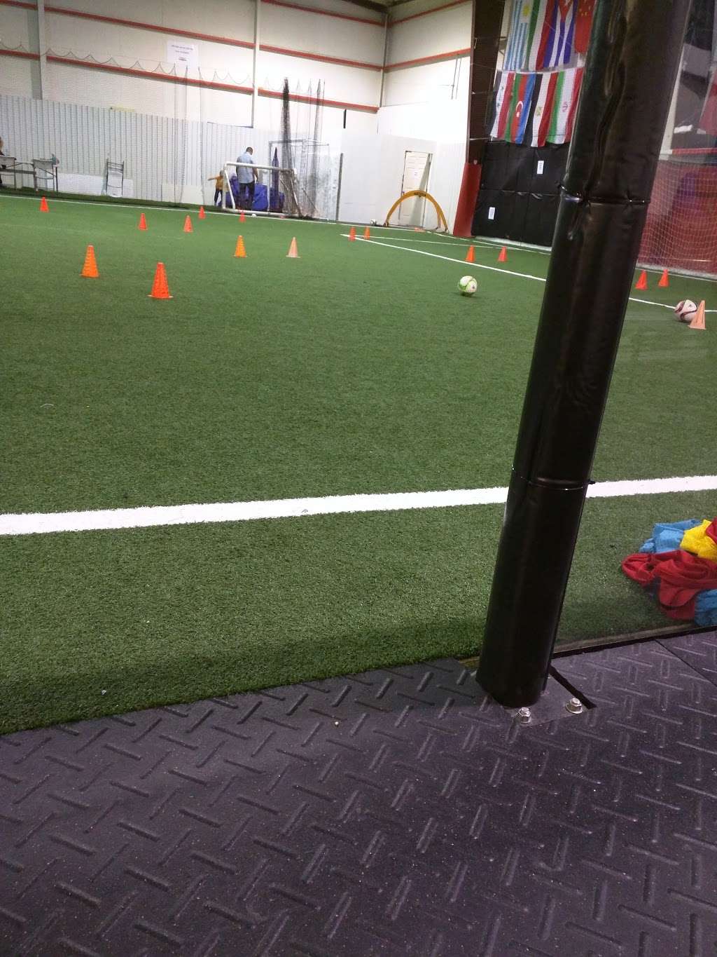 Memorial Indoor Soccer Academy | 1322 S Dairy Ashford Rd, Houston, TX 77077 | Phone: (713) 929-3577